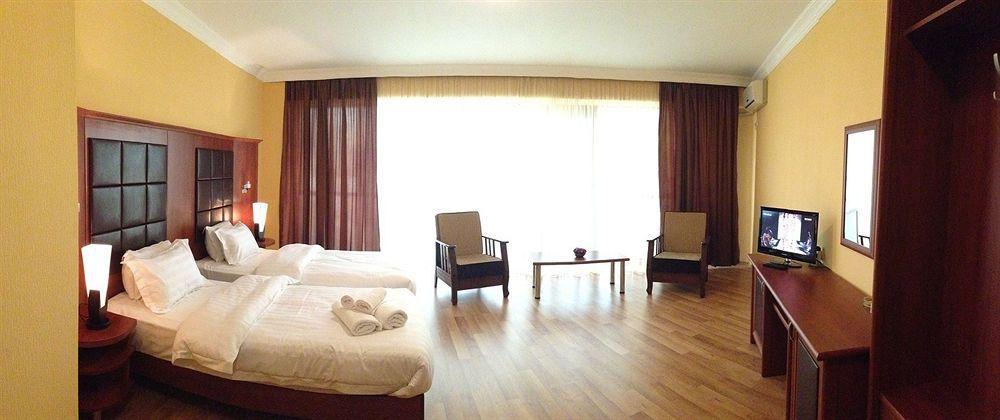 ฟอร์จูน พาเลซ โฮเต็ล Hotel Tbilisi ภายนอก รูปภาพ