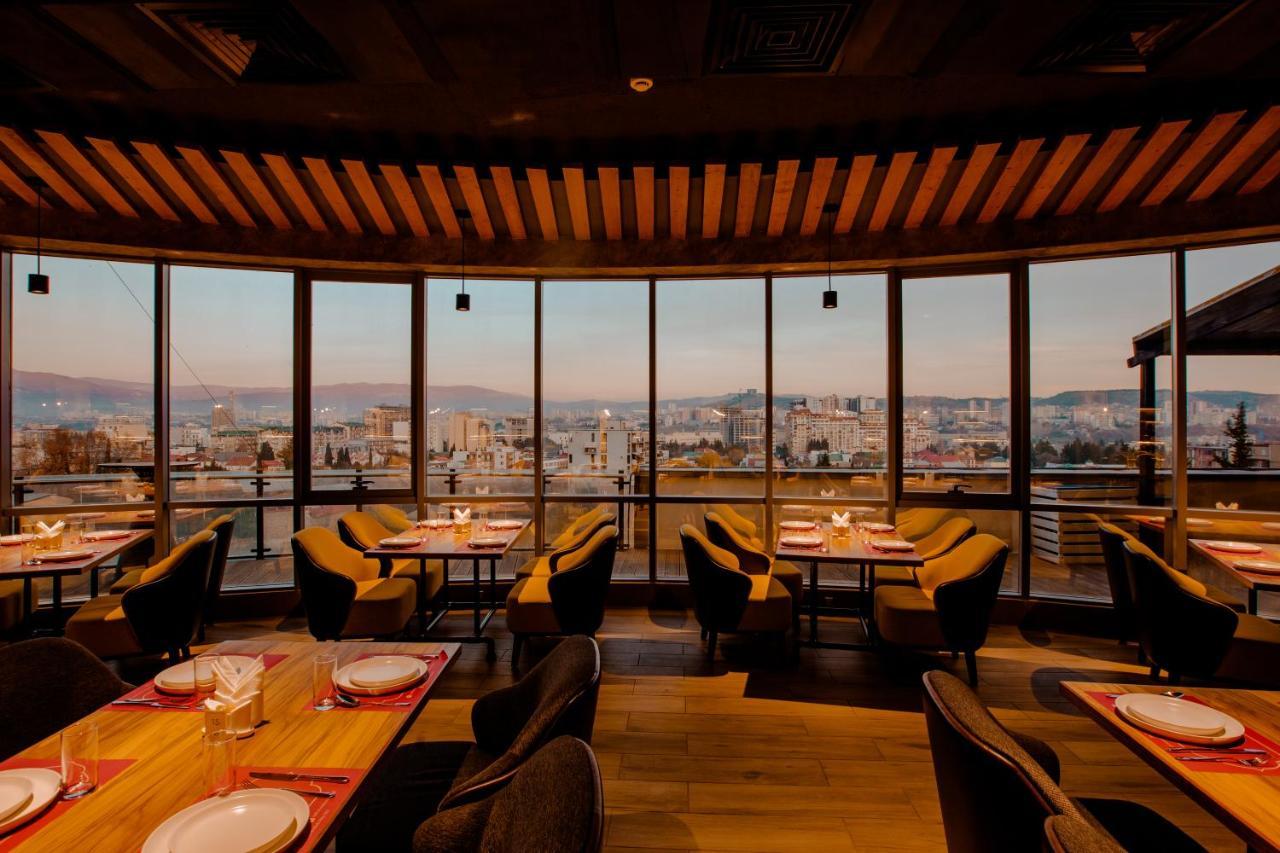 ฟอร์จูน พาเลซ โฮเต็ล Hotel Tbilisi ภายนอก รูปภาพ