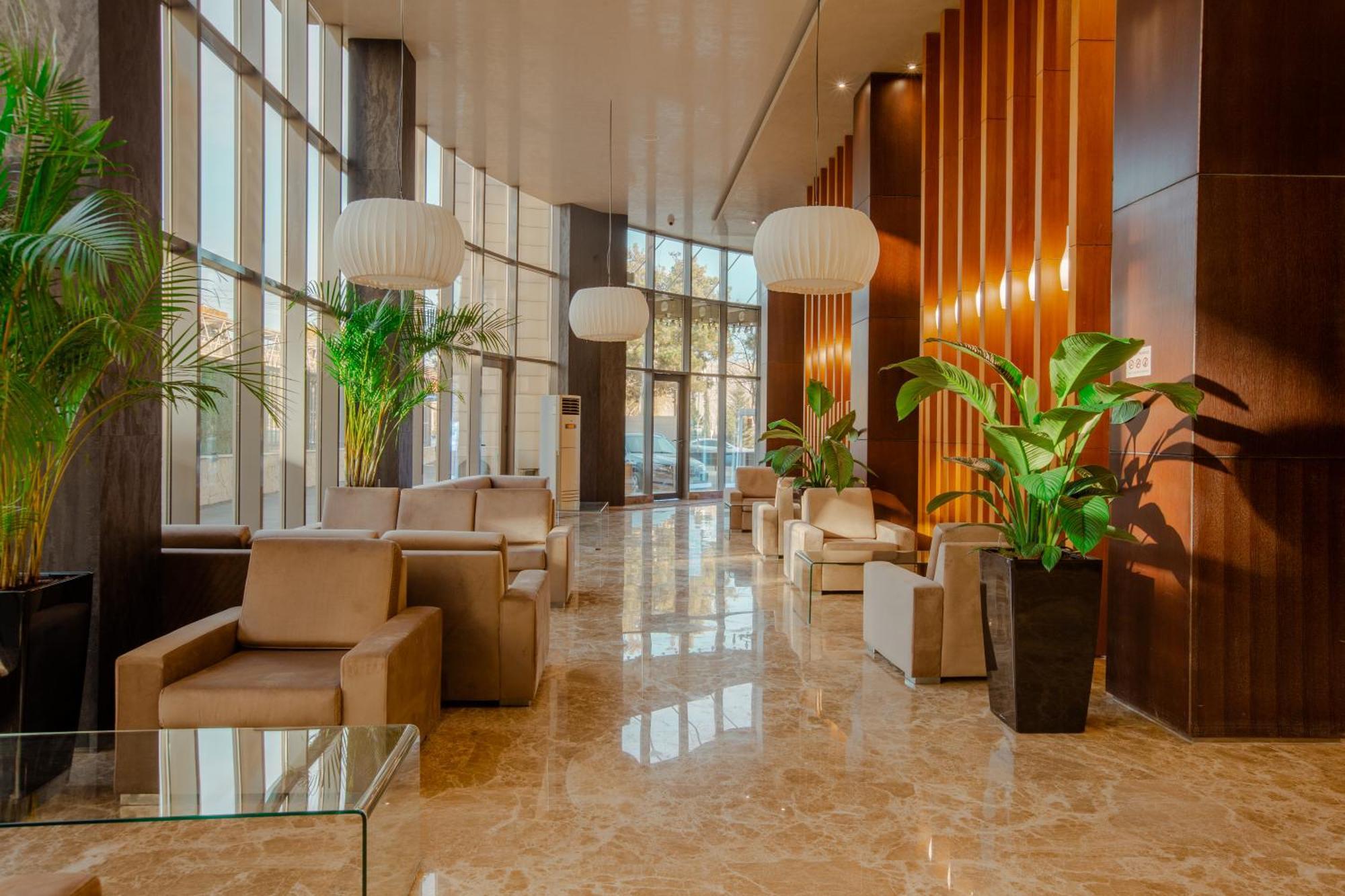ฟอร์จูน พาเลซ โฮเต็ล Hotel Tbilisi ภายนอก รูปภาพ