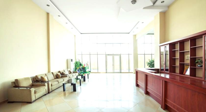 ฟอร์จูน พาเลซ โฮเต็ล Hotel Tbilisi ภายนอก รูปภาพ